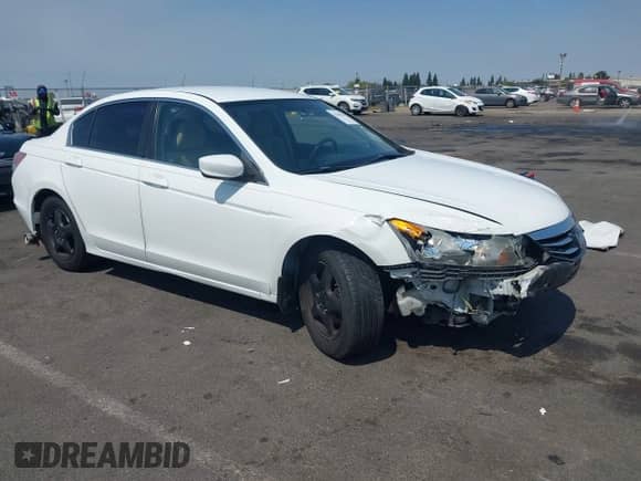 2012 Honda Accord LX с VIN 1HGCP2F38CA093582, выставлен на аукционе IAAI как лот 43145247 с пробегом 219 517 миль миль и . История ставок и продаж доступна на DreamBid. Изображение 1.