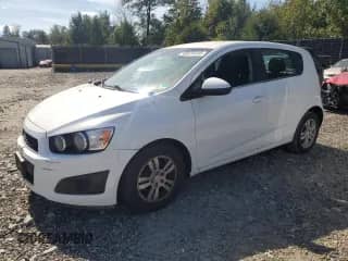 2012 Chevrolet Sonic LT с VIN 1G1JC6SH0C4122199, выставлен на аукционе Copart как лот 85074445 с пробегом 105 302 миль миль и Списание • Salvage title. История ставок и продаж доступна на DreamBid. Изображение 1.