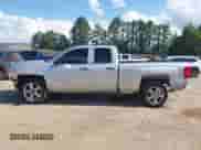 2017 Chevrolet Silverado 1500 Custom с VIN 1GCRCPEC4HZ391705, выставлен на аукционе IAAI как лот 42608589 с пробегом 208 079 миль миль и . История ставок и продаж доступна на DreamBid. Изображение 15.