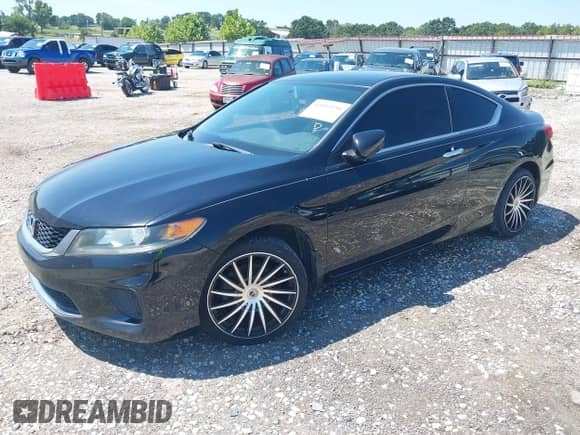 2015 Honda Accord LX-S z VIN 1HGCT1B34FA003067, wystawiony jako IAAI lot #43019156 z przebiegiem 215 033 mil mil oraz . Historia ofert i sprzedaży dostępna na DreamBid. Obrazek 2.