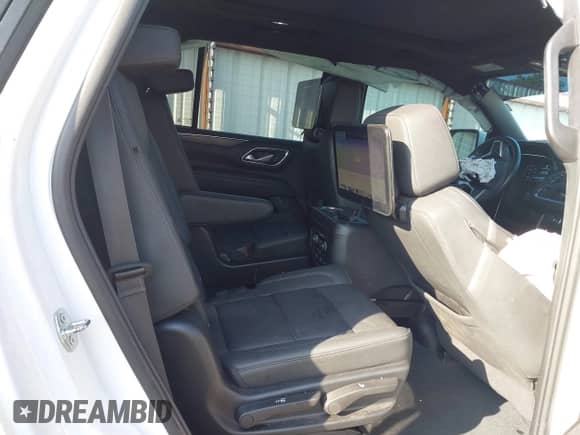 2024 Chevrolet Tahoe Z71 с VIN 1GNSKPKD6RR303554, выставлен на аукционе IAAI как лот 42684997 с пробегом 35 252 миль миль и . История ставок и продаж доступна на DreamBid. Изображение 8.