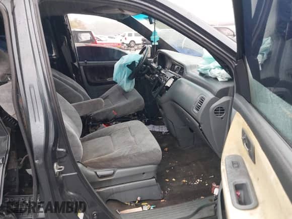 2003 Honda Odyssey EX z VIN 5FNRL18603B054627, wystawiony jako IAAI lot #43413800 z przebiegiem 201 434 mil mil oraz . Historia ofert i sprzedaży dostępna na DreamBid. Obrazek 5.