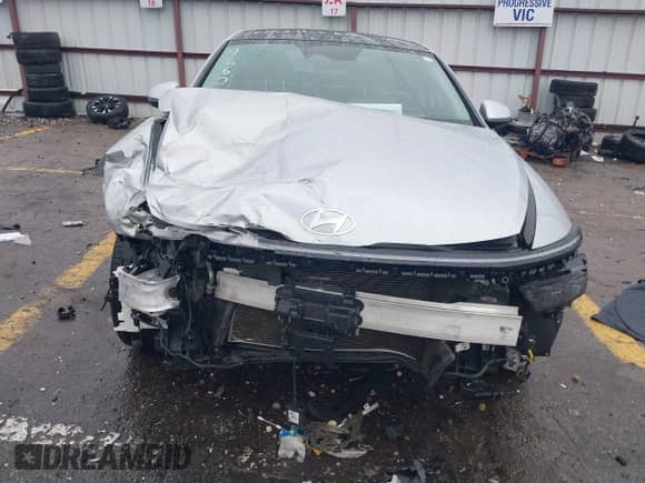 2024 Hyundai Sonata SEL с VIN KMHL14JA8RA349662, выставлен на аукционе IAAI как лот 42914139 с пробегом 60 000 миль миль и . История ставок и продаж доступна на DreamBid. Изображение 6.