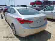 2011 Hyundai Elantra GLS z VIN KMHDH4AE7BU167510, wystawiony jako IAAI lot #42182010 z przebiegiem 108 073 mil mil oraz . Historia ofert i sprzedaży dostępna na DreamBid. Obrazek 3.