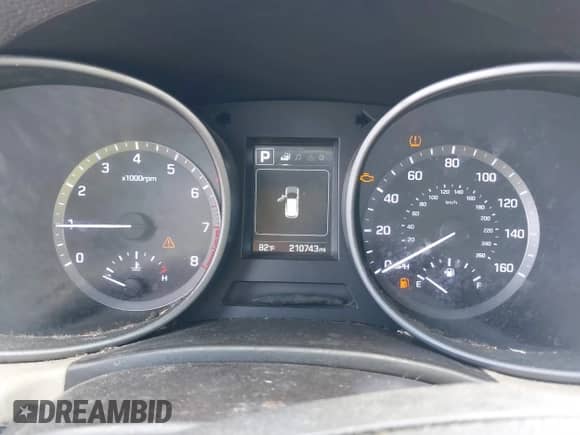 2018 Hyundai Santa Fe 2.4L с VIN 5XYZT3LB6JG554006, выставлен на аукционе IAAI как лот 41800244 с пробегом 210 743 миль миль и . История ставок и продаж доступна на DreamBid. Изображение 7.