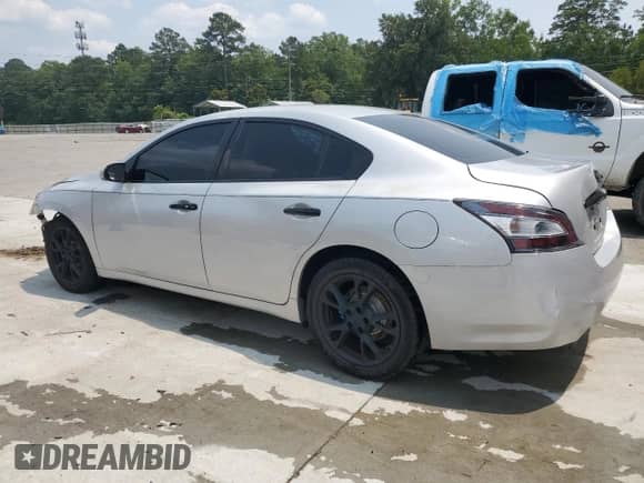 2013 Nissan Maxima S z VIN 1N4AA5AP6DC822807, wystawiony jako Copart lot #58586275 z przebiegiem 133 554 mil mil oraz Szkoda całkowita • Salvage title. Historia ofert i sprzedaży dostępna na DreamBid. Obrazek 2.