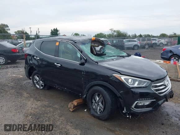2017 Hyundai Santa Fe 2.4L with VIN 5NMZUDLB7HH008981, listed as a IAAI auction lot 43303448 with 72,647 mi miles and . Bid and sale history available at DreamBid. Image 1.