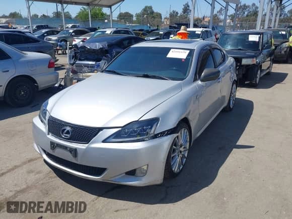 2008 Lexus IS 350 with VIN JTHBE262085017585, listed as a IAAI auction lot 42191579 with 118,931 mi miles and . Bid and sale history available at DreamBid. Image 17.