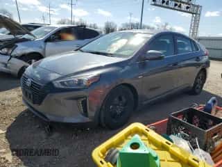 2018 Hyundai Ioniq SEL с VIN KMHC75LC7JU066059, выставлен на аукционе Copart как лот 47490444 с пробегом 82 433 миль миль и . История ставок и продаж доступна на DreamBid. Изображение 1.