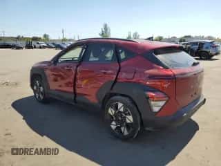 2024 Hyundai Kona SEL с VIN KM8HB3AB7RU096841, выставлен на аукционе Copart как лот 45480035 с пробегом 9 046 миль миль и На запчасти • Non repairable. История ставок и продаж доступна на DreamBid. Изображение 2.