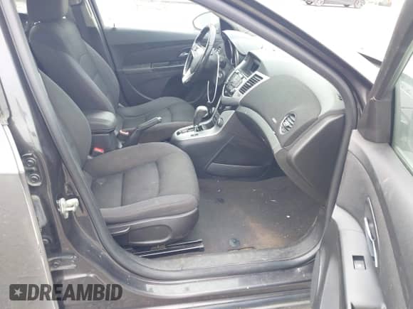 2014 Chevrolet Cruze 1LT with VIN 1G1PC5SB8E7338769, listed as a IAAI auction lot 43186564 with 115,065 mi miles and . Bid and sale history available at DreamBid. Image 5.