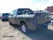 2018 Ram 1500 Tradesman z VIN 1C6RR6FG1JS341411, wystawiony jako IAAI lot #42477747 z przebiegiem 109 238 mil mil oraz . Historia ofert i sprzedaży dostępna na DreamBid. Obrazek 3.