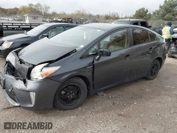 2014 Toyota Prius Three z VIN JTDKN3DU3E0357589, wystawiony jako IAAI lot #43516808 z przebiegiem Nie podano mil oraz . Historia ofert i sprzedaży dostępna na DreamBid. Obrazek 17.