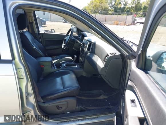 2008 Jeep Grand Cherokee Laredo с VIN 1J8GR48K78C247732, выставлен на аукционе IAAI как лот 43223927 с пробегом 168 643 миль миль и . История ставок и продаж доступна на DreamBid. Изображение 5.