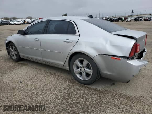 2012 Chevrolet Malibu 2LT z VIN 1G1ZD5E04CF362585, wystawiony jako Copart lot #84071665 z przebiegiem 107 253 mil mil oraz Szkoda całkowita • Salvage title. Historia ofert i sprzedaży dostępna na DreamBid. Obrazek 2.