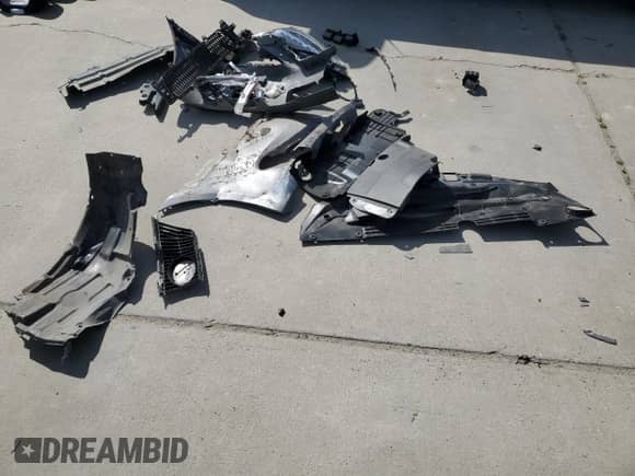 2012 Lexus IS 250 C z VIN JTHFF2C20C2521700, wystawiony jako Copart lot #50581405 z przebiegiem 123 547 mil mil oraz Szkoda całkowita • Salvage title. Historia ofert i sprzedaży dostępna na DreamBid. Obrazek 14.