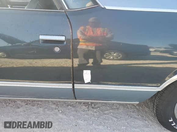 1985 Chevrolet El Camino с VIN 3GCCW80H0FS918901, выставлен на аукционе Copart как лот 77799744 с пробегом 64 541 миль миль и Списание • Salvage title. История ставок и продаж доступна на DreamBid. Изображение 12.
