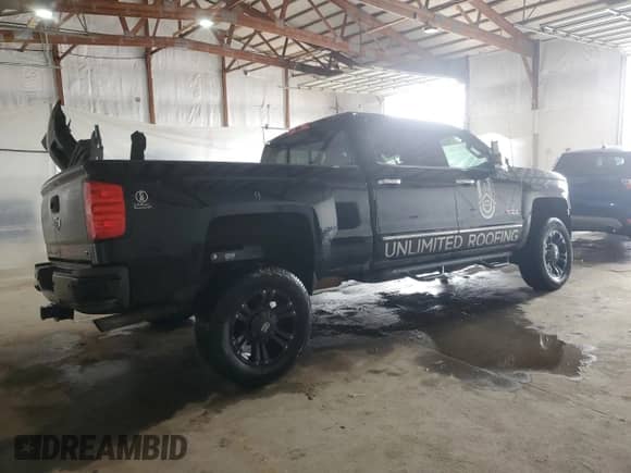 2016 Chevrolet Silverado 2500HD LTZ с VIN 1GC1KWEG1GF266027, выставлен на аукционе Copart как лот 51212115 с пробегом 115 697 миль миль и Списание • Salvage title. История ставок и продаж доступна на DreamBid. Изображение 3.