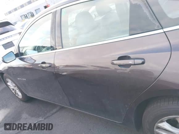 2016 Chevrolet Malibu LT с VIN 1G1ZE5ST1GF211995, выставлен на аукционе IAAI как лот 43454082 с пробегом 85 059 миль миль и . История ставок и продаж доступна на DreamBid. Изображение 15.