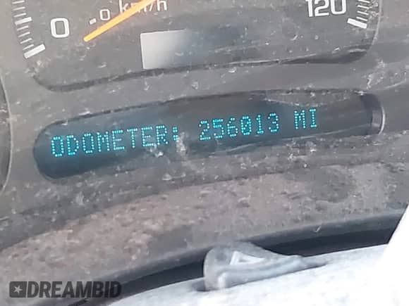 2003 Chevrolet Silverado 2500HD LS с VIN 1GCHK23113F147037, выставлен на аукционе IAAI как лот 43511940 с пробегом 256 013 миль миль и . История ставок и продаж доступна на DreamBid. Изображение 14.