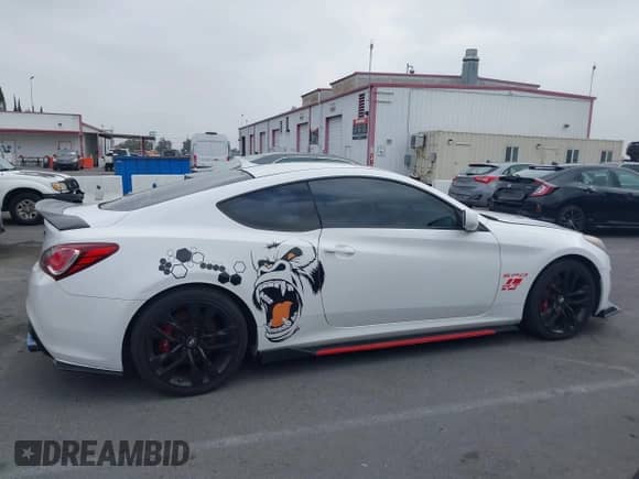 2013 Hyundai Genesis Coupe 2.0T с VIN KMHHT6KD8DU081739, выставлен на аукционе IAAI как лот 42500742 с пробегом 127 330 миль миль и . История ставок и продаж доступна на DreamBid. Изображение 13.