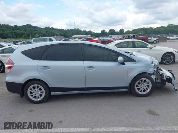 2016 Toyota Prius Two z VIN JTDZN3EU3GJ049784, wystawiony jako IAAI lot #42684323 z przebiegiem 175 790 mil mil oraz . Historia ofert i sprzedaży dostępna na DreamBid. Obrazek 13.