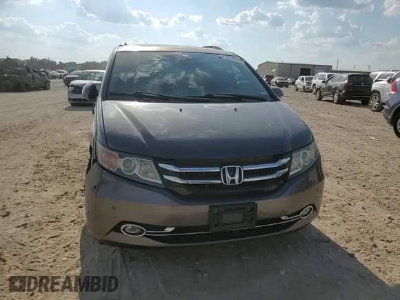 2014 Honda Odyssey Touring с VIN 5FNRL5H94EB106295, выставлен на аукционе Copart как лот 81244975 с пробегом 231 988 миль миль и Списание • Salvage title. История ставок и продаж доступна на DreamBid. Изображение 15.