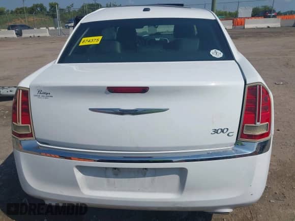 2013 Chrysler 300 C with VIN 2C3CCAET3DH691060, listed as a IAAI auction lot 42940720 with 97,395 mi miles and . Bid and sale history available at DreamBid. Image 16.
