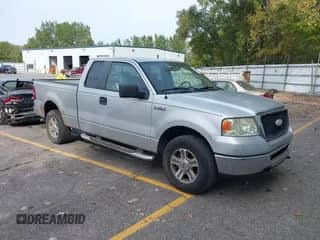 2008 Ford F-150 XLT with VIN 1FTPX14V38FA65990, listed as a IAAI auction lot 43346950 with 261,230 mi miles and . Bid and sale history available at DreamBid. Image 1.