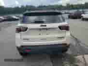 2020 Jeep Compass Trailhawk z VIN 3C4NJDDB6LT184728, wystawiony jako Copart lot #65729635 z przebiegiem Nie podano mil oraz Szkoda całkowita • Salvage title. Historia ofert i sprzedaży dostępna na DreamBid. Obrazek 6.