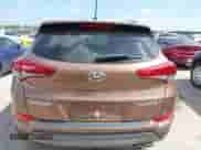 2016 Hyundai Tucson Limited z VIN KM8J33A23GU239683, wystawiony jako IAAI lot #42555927 z przebiegiem 208 580 mil mil oraz . Historia ofert i sprzedaży dostępna na DreamBid. Obrazek 15.