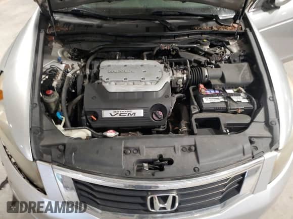 2009 Honda Accord EX-L with VIN 1HGCP36809A026730, listed as a Copart auction lot 85295155 with 184,952 mi miles and Salvage title. Bid and sale history available at DreamBid. Image 11.