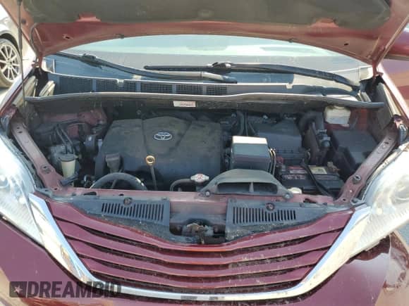 2017 Toyota Sienna LE Auto Access Seat z VIN 5TDKZ3DC8HS800879, wystawiony jako Copart lot #67971815 z przebiegiem 149 864 mil mil oraz Szkoda całkowita • Salvage title. Historia ofert i sprzedaży dostępna na DreamBid. Obrazek 12.