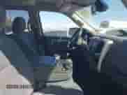 2014 Ram 1500 Big Horn z VIN 1C6RR6GT8ES236799, wystawiony jako IAAI lot #43083436 z przebiegiem 57 359 mil mil oraz . Historia ofert i sprzedaży dostępna na DreamBid. Obrazek 5.