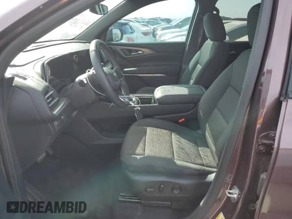 2024 Chevrolet Traverse FWD LT z VIN 1GNERGKS1RJ140849, wystawiony jako Copart lot #75138824 z przebiegiem 7 682 mil mil oraz Nie do naprawy • Non repairable. Historia ofert i sprzedaży dostępna na DreamBid. Obrazek 7.