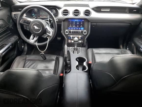 2022 Ford Mustang GT with VIN 1FA6P8CF1N5147710, listed as a Copart auction lot 67839385 with 18,203 mi miles and Salvage title. Bid and sale history available at DreamBid. Image 8.