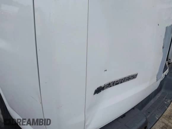2006 Chevrolet Express Cargo с VIN 1GCFG15X261206862, выставлен на аукционе IAAI как лот 42170725 с пробегом 327 261 миль миль и . История ставок и продаж доступна на DreamBid. Изображение 6.