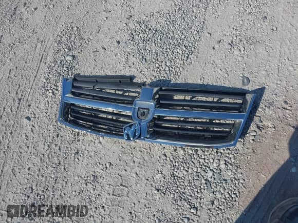 2009 Dodge Grand Caravan SXT with VIN 2D8HN54139R583365, listed as a IAAI auction lot 43247842 with 174,640 mi miles and . Bid and sale history available at DreamBid. Image 12.