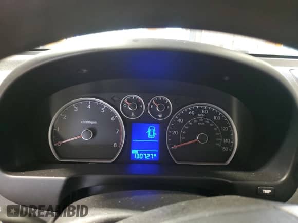 2010 Hyundai Elantra GLS z VIN KMHDC8AE0AU074266, wystawiony jako Copart lot #70523185 z przebiegiem 130 727 mil mil oraz Szkoda całkowita • Salvage title. Historia ofert i sprzedaży dostępna na DreamBid. Obrazek 9.