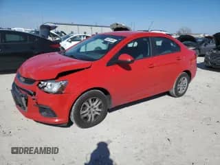2019 Chevrolet Sonic LS с VIN 1G1JB5SB6K4147597, выставлен на аукционе Copart как лот 46031495 с пробегом 59 905 миль миль и Списание • Salvage title. История ставок и продаж доступна на DreamBid. Изображение 1.