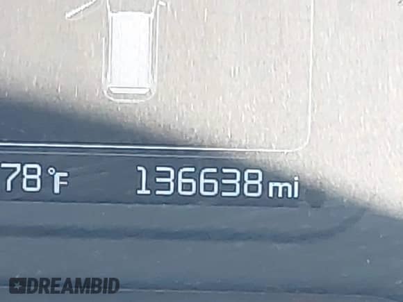 2018 Kia Sorento LX z VIN 5XYPG4A57JG360664, wystawiony jako IAAI lot #42999366 z przebiegiem 136 638 mil mil oraz . Historia ofert i sprzedaży dostępna na DreamBid. Obrazek 15.