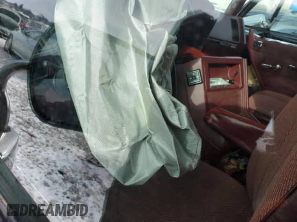 1994 Chevrolet Sportvan с VIN 1GAFG35K9RF184083, выставлен на аукционе Copart как лот 41786445 с пробегом Не указан миль и Списание • Salvage title. История ставок и продаж доступна на DreamBid. Изображение 8.