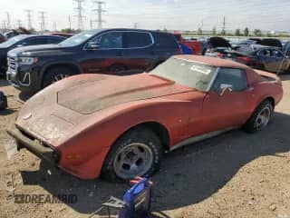 1974 Chevrolet Corvette z VIN 1Z37J4S400966, wystawiony jako Copart lot #81188995 z przebiegiem 60 529 mil mil oraz Czysty tytuł • Clean title. Historia ofert i sprzedaży dostępna na DreamBid. Obrazek 1.