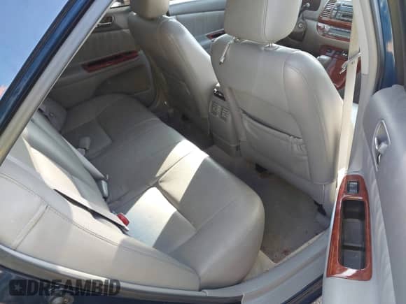 2006 Toyota Camry LE with VIN 4T1BE32K96U143164, listed as a IAAI auction lot 43293232 with 166,272 mi miles and . Bid and sale history available at DreamBid. Image 8.