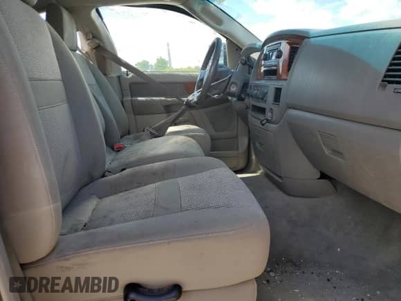 2006 Dodge 2500 SLT z VIN 3D7KS28D06G114452, wystawiony jako Copart lot #60856604 z przebiegiem 206 793 mil mil oraz Czysty tytuł • Clean title. Historia ofert i sprzedaży dostępna na DreamBid. Obrazek 7.