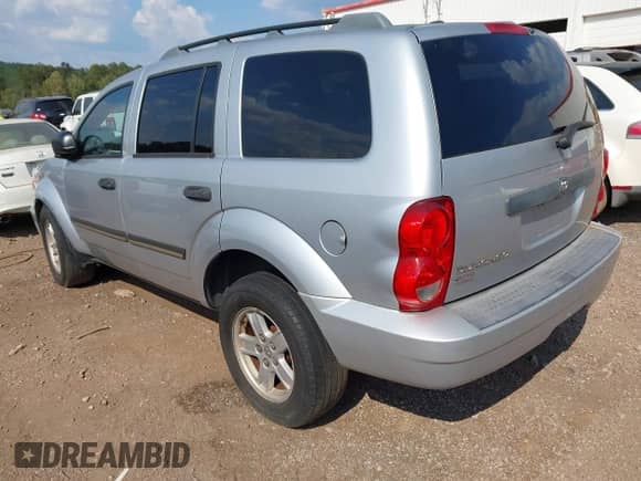 2008 Dodge Durango with VIN 1D8HD48K98F102251, listed as a IAAI auction lot 43252008 with 302,625 mi miles and . Bid and sale history available at DreamBid. Image 3.