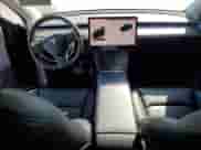 2024 Tesla Model Y с VIN 7SAYGDED9RF089599, выставлен на аукционе Copart как лот 84059915 с пробегом 32 641 миль миль и Списание • Salvage title. История ставок и продаж доступна на DreamBid. Изображение 8.
