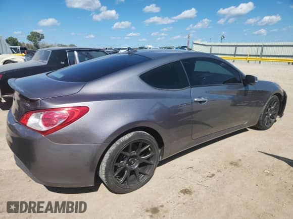2011 Hyundai Genesis Coupe with VIN KMHHT6KD2BU053691, listed as a Copart auction lot 81136995 with Not provided miles and Salvage title. Bid and sale history available at DreamBid. Image 3.