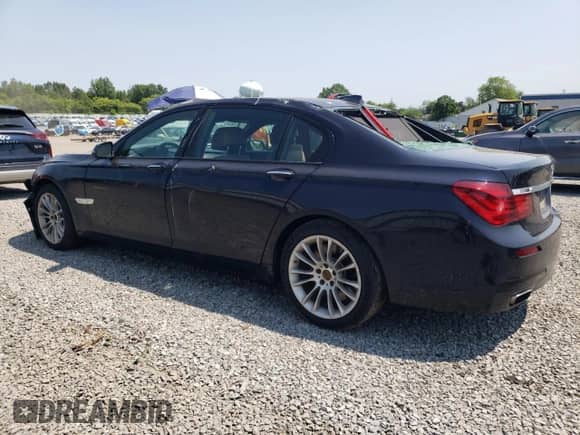 2015 BMW 7 Series 750Li xDrive with VIN WBAYF8C54FG245534, listed as a Copart auction lot 59421255 with 135,026 mi miles and Salvage title. Bid and sale history available at DreamBid. Image 2.