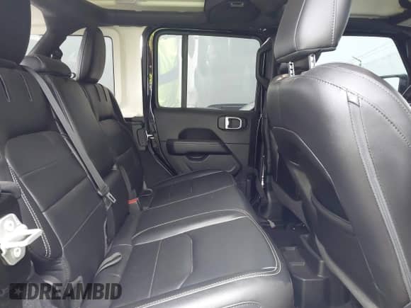 2021 Jeep Wrangler Unlimited Sahara с VIN 1C4JJXP60MW783392, выставлен на аукционе IAAI как лот 42804046 с пробегом 45 976 миль миль и . История ставок и продаж доступна на DreamBid. Изображение 8.